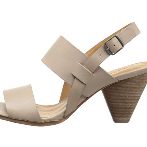 Lucky Brand Veneesha leather sandal NIB - Picture 3 of 5